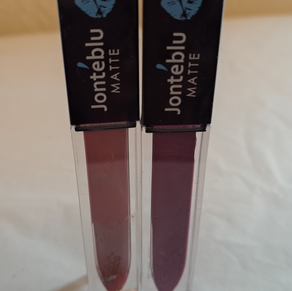 JONTEBLU Matt lipstick drunk maid & wild romantic new in wrapper